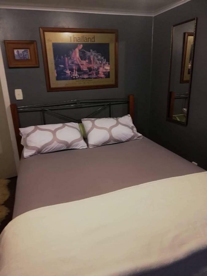 Rooms With A View Haywards Extérieur photo